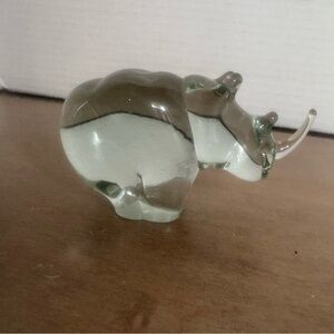 Vintage Small Crystal Rinosirus